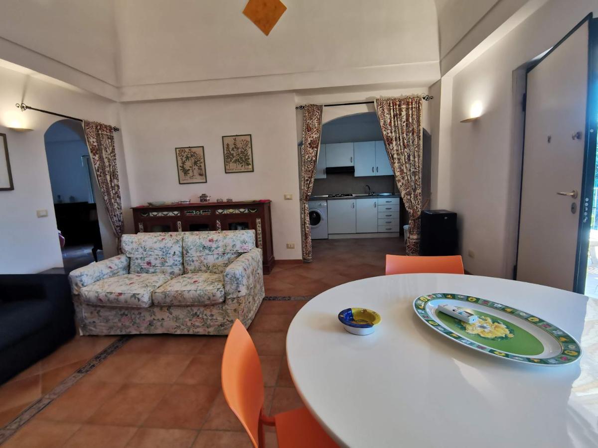 Tenuta Solleone Пескічі Екстер'єр фото